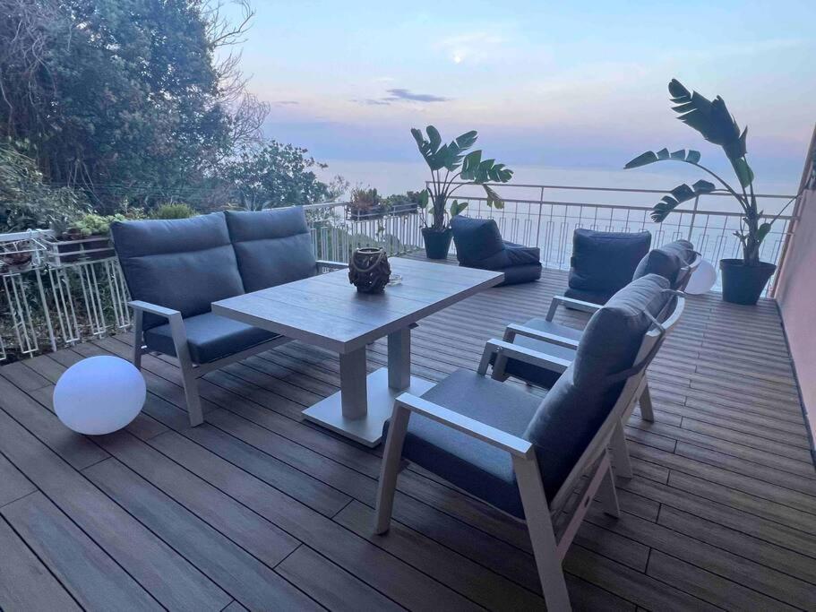 Silenzio E Relax Fronte Mare A Varraze Exterior foto